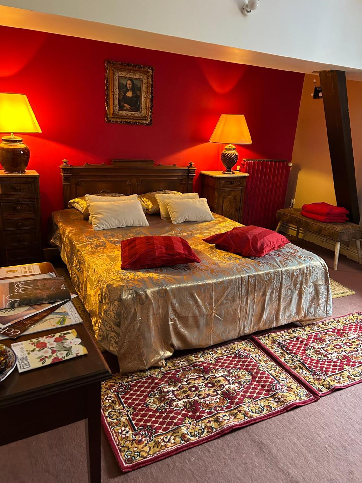Manoir De La Gravette, Maison & Table D'Hotes มงโตบ็อง ภายนอก รูปภาพ