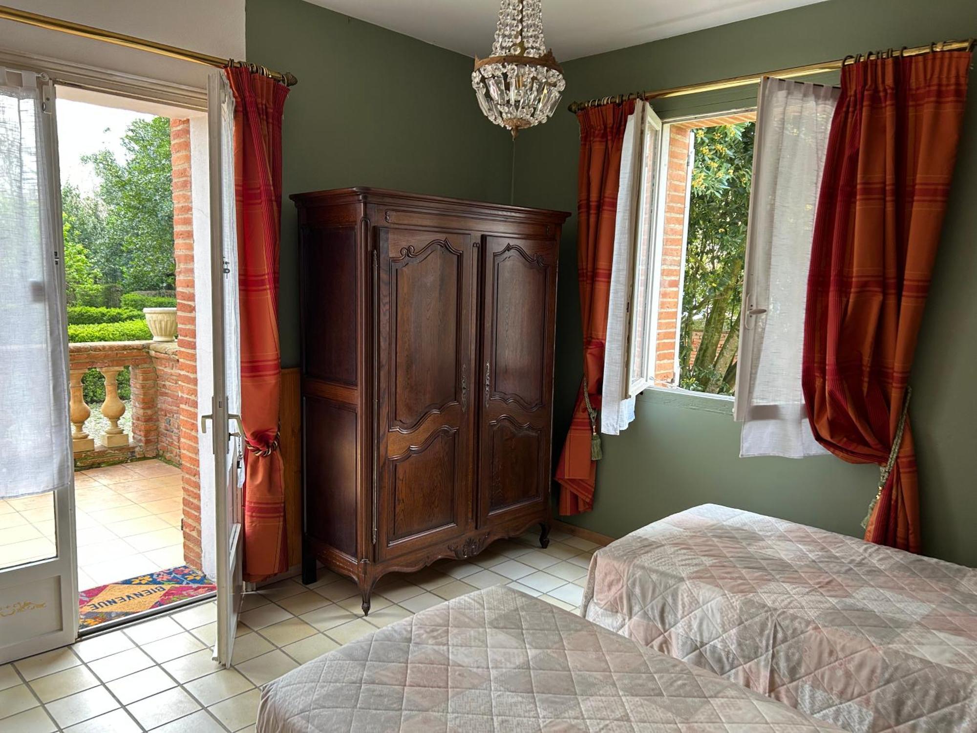 Manoir De La Gravette, Maison & Table D'Hotes มงโตบ็อง ภายนอก รูปภาพ