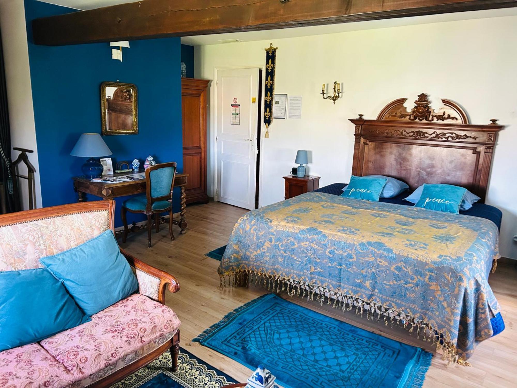 Manoir De La Gravette, Maison & Table D'Hotes มงโตบ็อง ภายนอก รูปภาพ